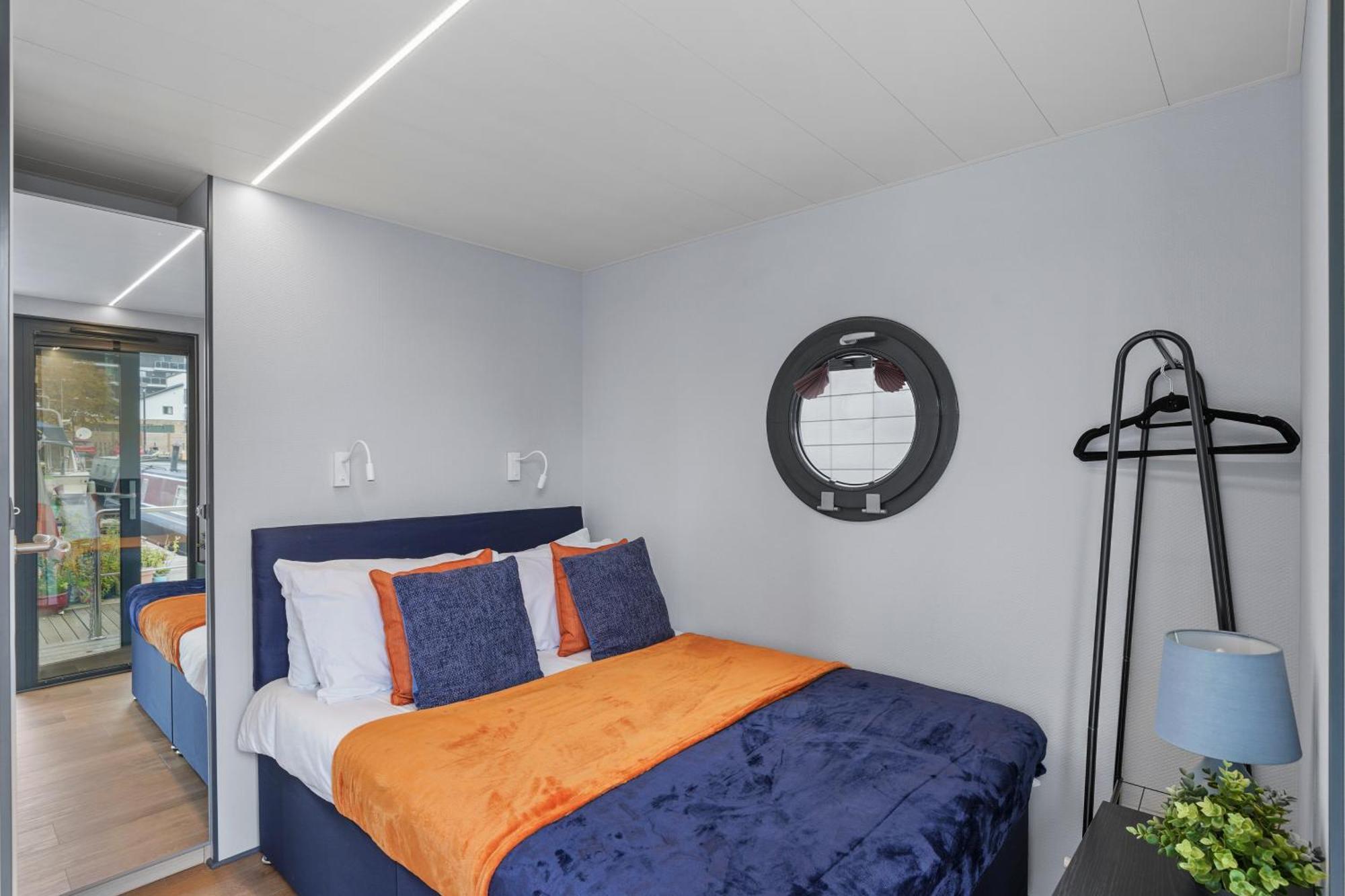 Unique Water Lodge In London - Sleeps 6 Luaran gambar