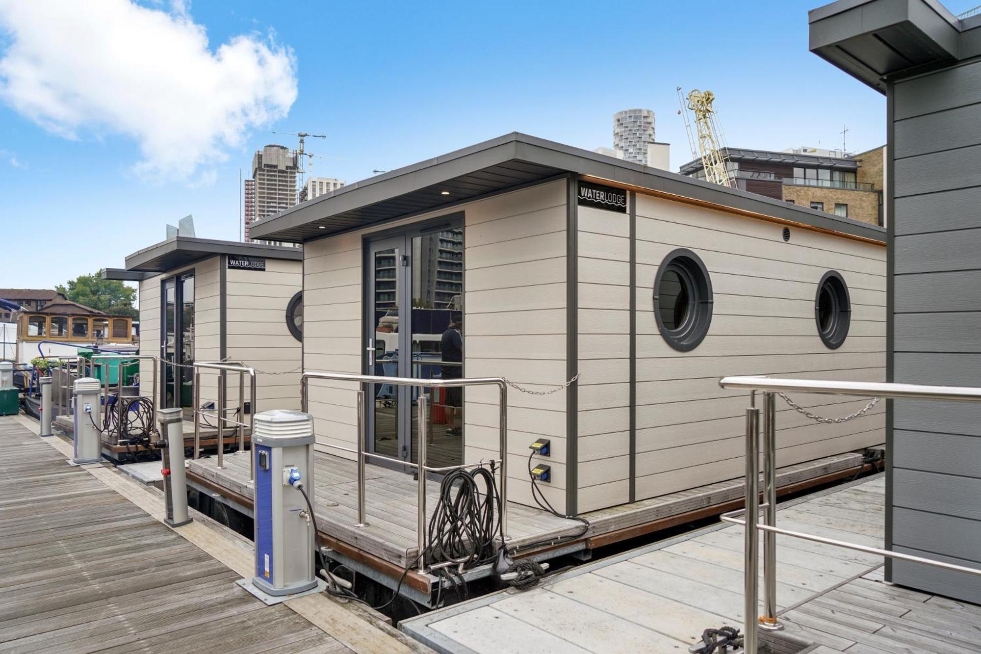 Unique Water Lodge In London - Sleeps 6 Luaran gambar